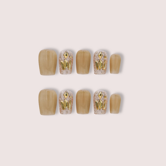 Chai Cat Gaze | Premium Press on Nails